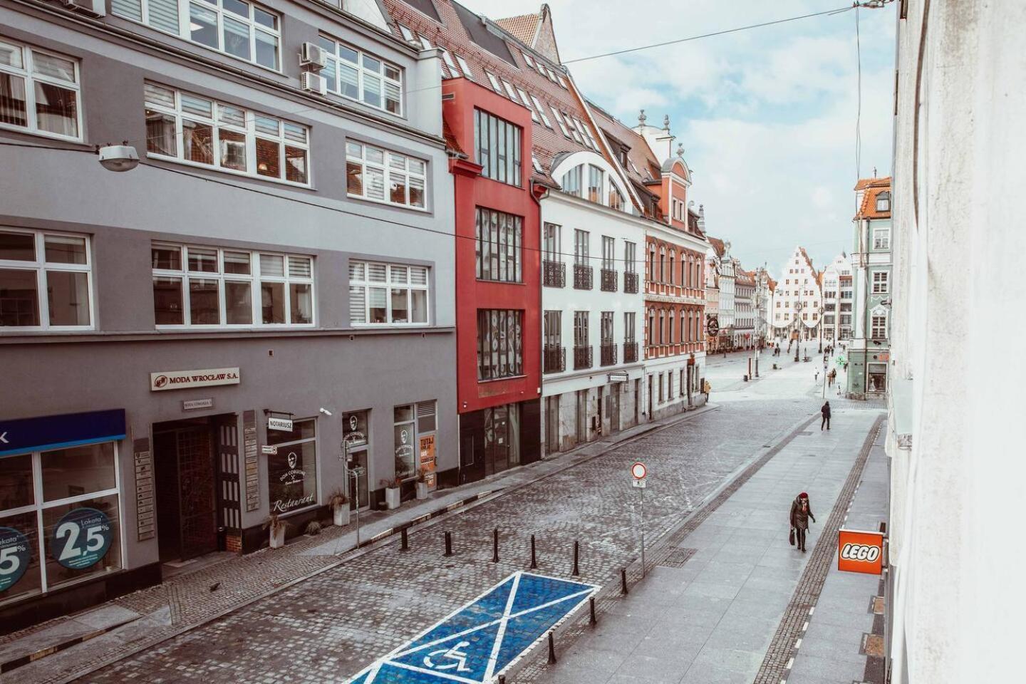 Apartamenty Na Szewskiej Przy Rynku I Jarmarku Bozonarodzeniowym วรอตซวาฟ ห้อง รูปภาพ